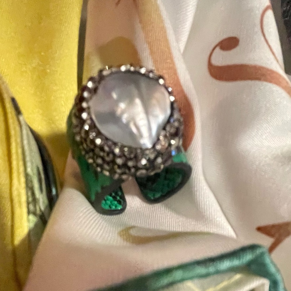 Sassy Jones Tazani adjustable ring